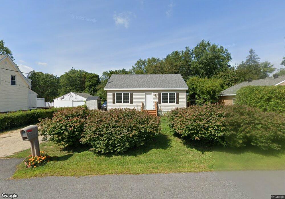 281 Pleasant St, Eliot, ME 03903 - photo 1