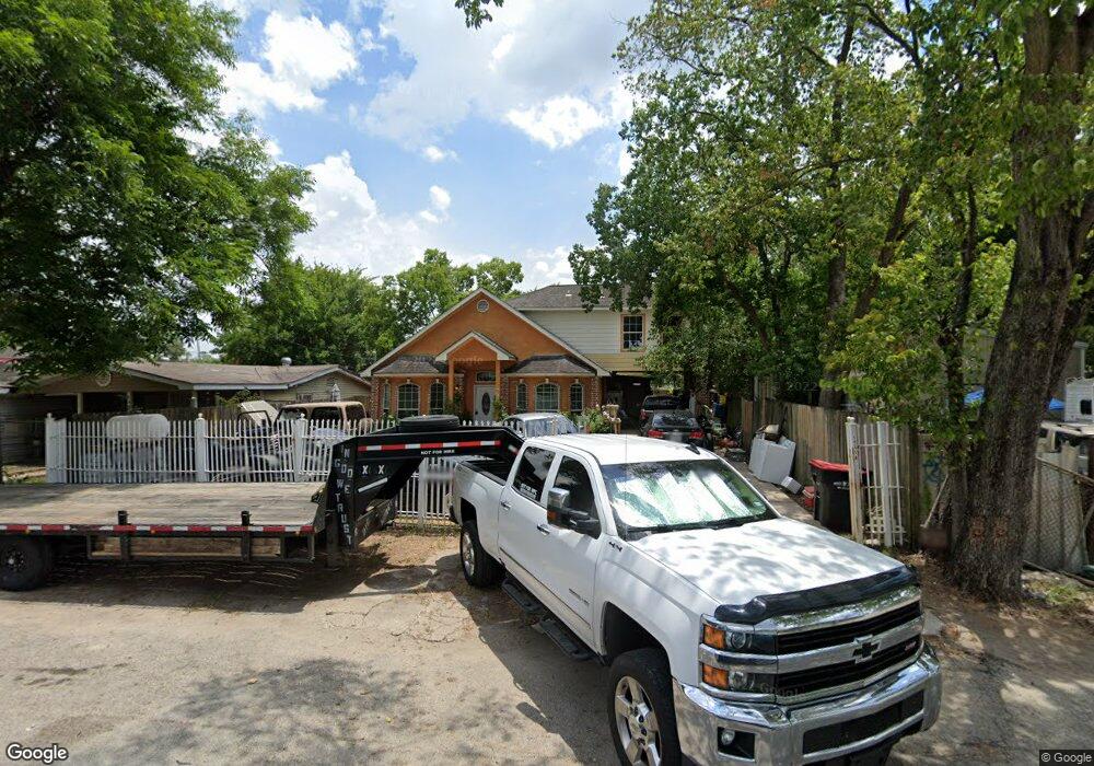 14418 Victoria St, Houston, TX 77015 - photo 1