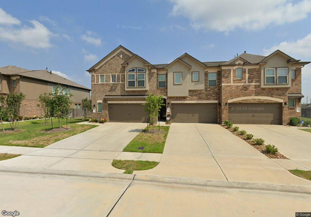 3818 Lancer Cir, Pearland, TX 77581 - photo 1