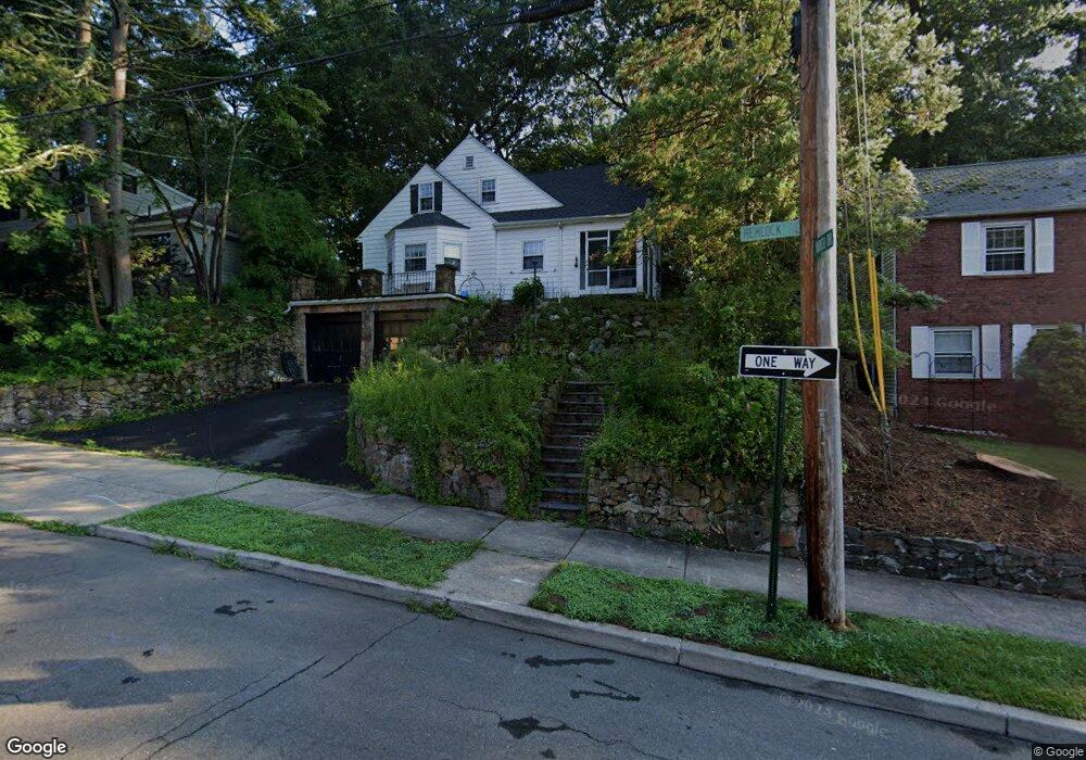 95 Hemlock Rd, New Haven, CT 06515 - photo 1