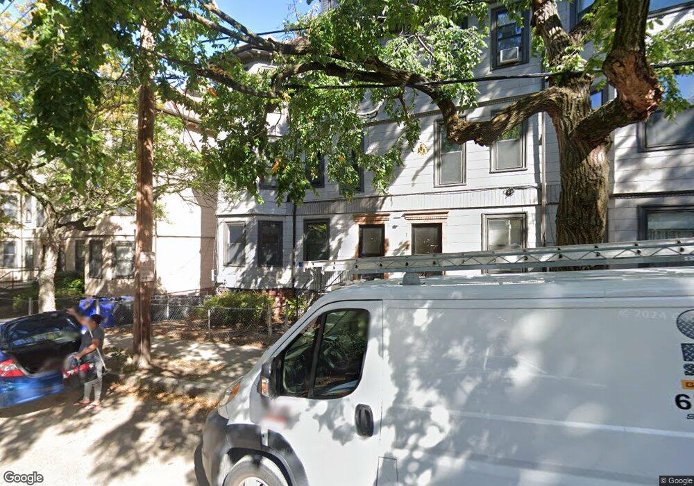 24 University Rd unit 2, Brookline, MA 02445 - photo 1