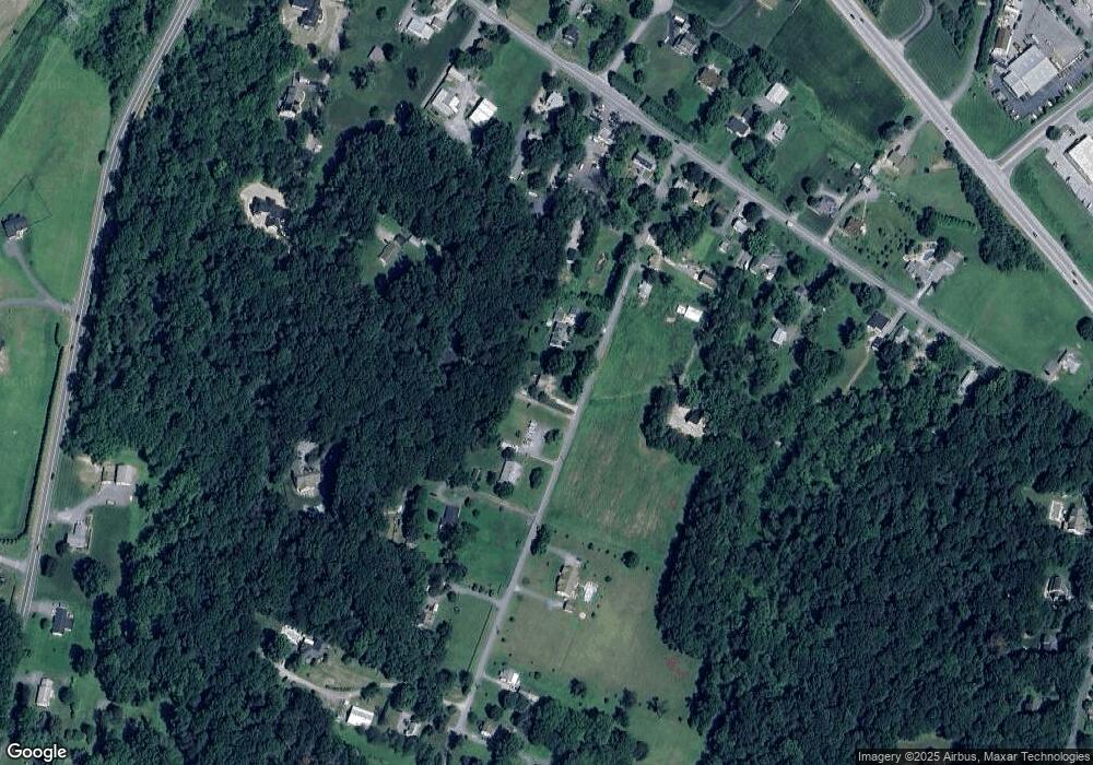 5432 Jim Pickett Rd, Sykesville, MD 21784 - photo 1