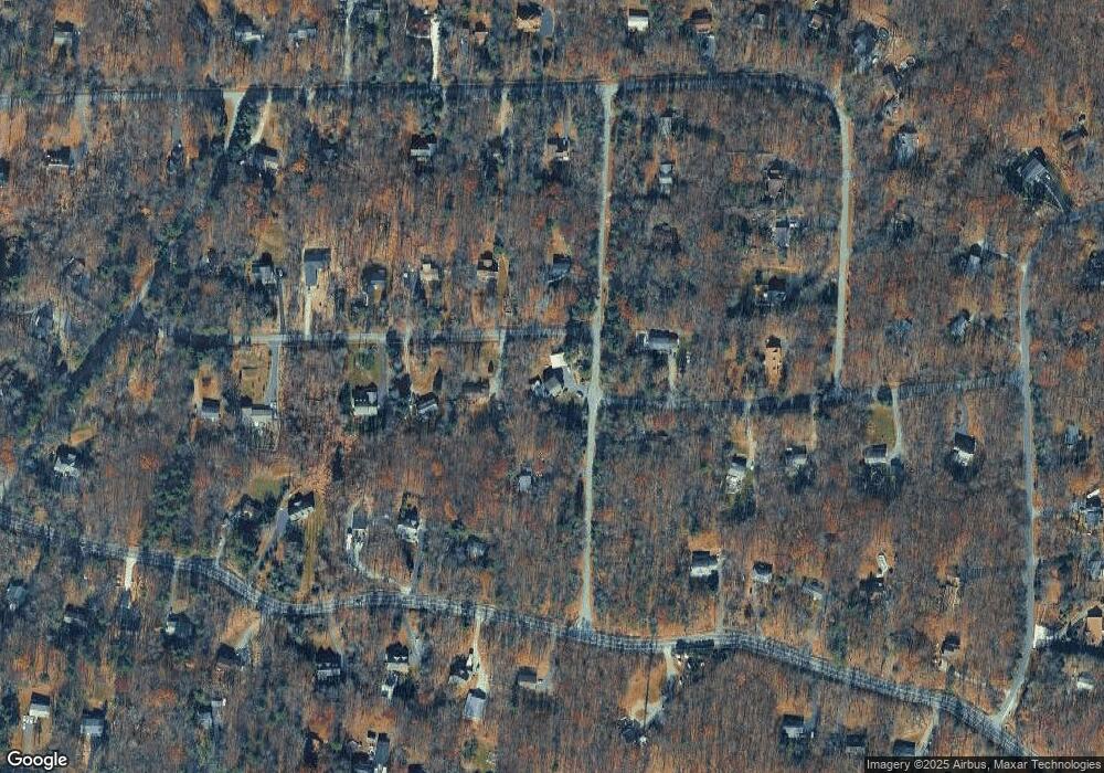 117 Shell Bark Dr, Milford, PA 18337 - photo 1