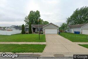 1212 Stanley St, Chesterton, IN 46304