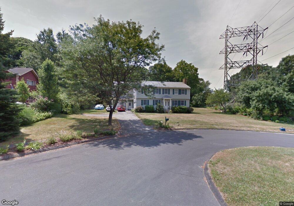 8 Rowayton Ct, Norwalk, CT 06853 - photo 1