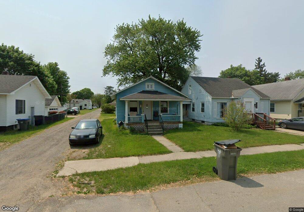 1021 W Hubbard Ave, Elkhart, IN 46516 - photo 1