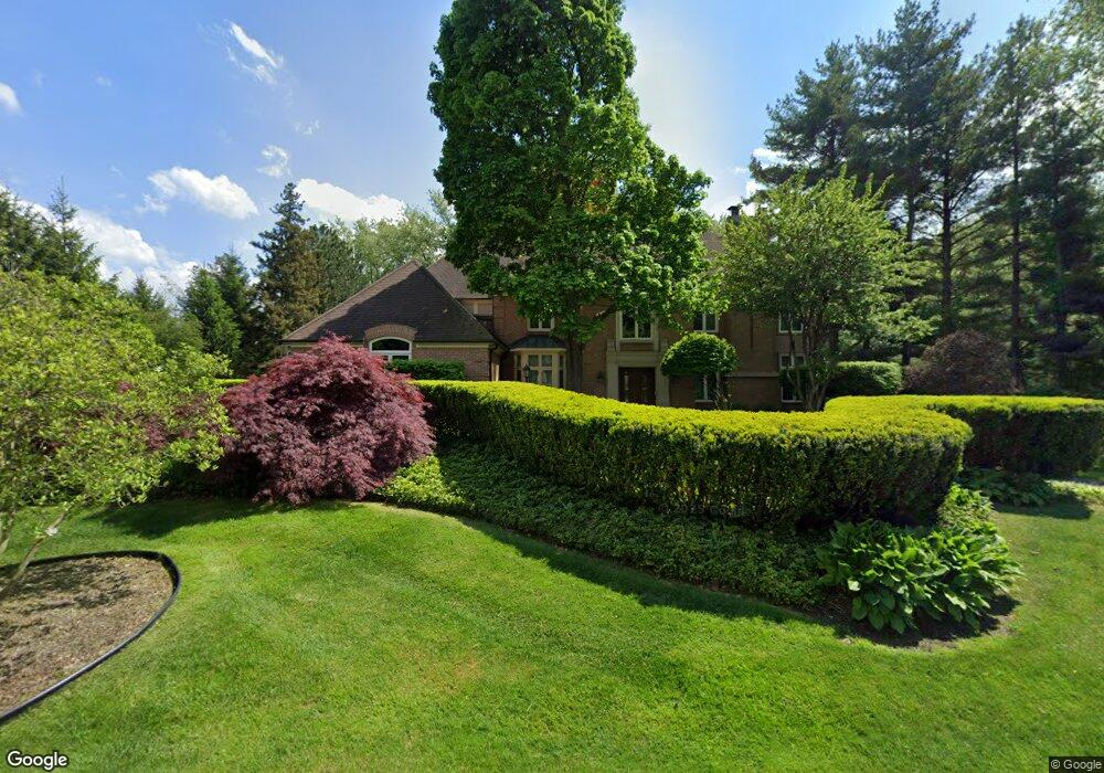 405 Stoneridge Ln, Bloomfield Hills, MI 48302 - photo 1
