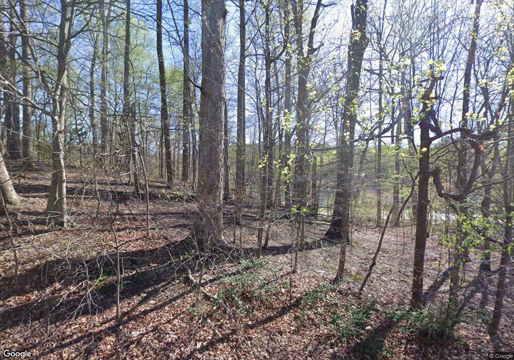 6405 Waterway Dr, Falls Church, VA 22044 - photo 1