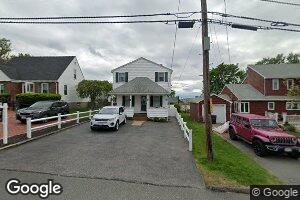 16 Simmons Rd, Nahant, MA 01908