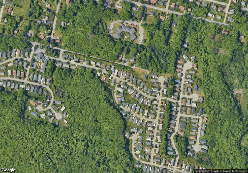 79 Songbird Ln unit 2-33, Tiverton, RI 02878 - photo 1