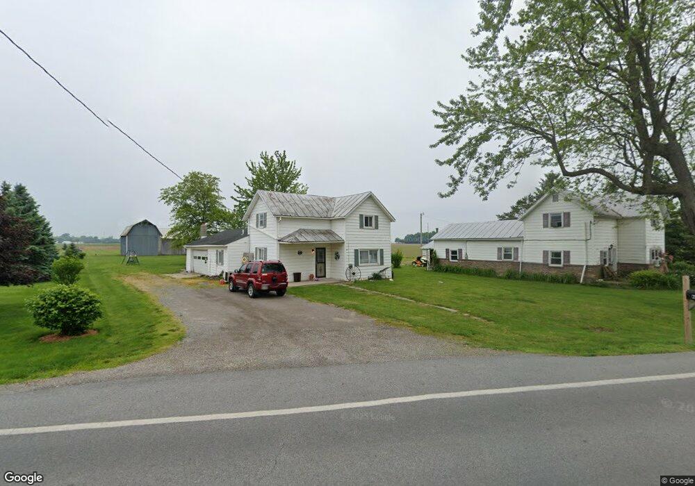 425 4th St, Fort Jennings, OH 45844 - photo 1