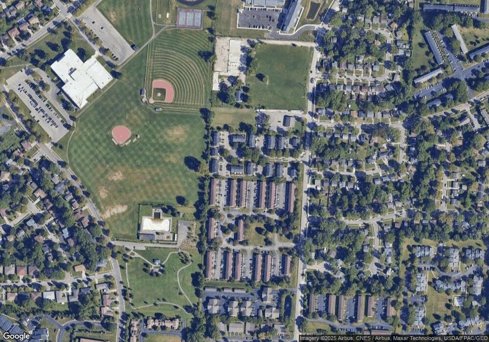 2083 Sprucefield Rd, Columbus, OH 43229 - photo 1