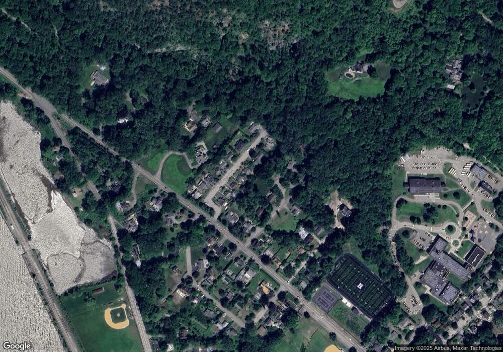 10 Whitehill Place, Cold Spring, NY 10516 - photo 1