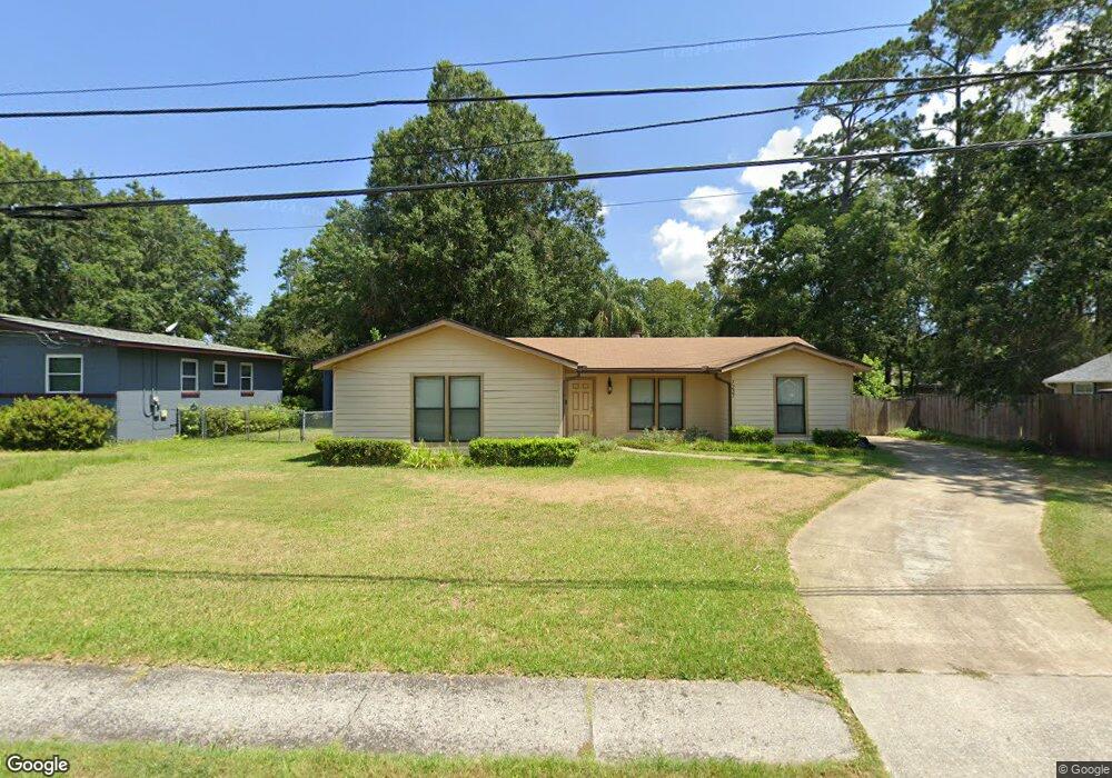 7237 Holiday Rd N unit 2, Jacksonville, FL 32216 - photo 1