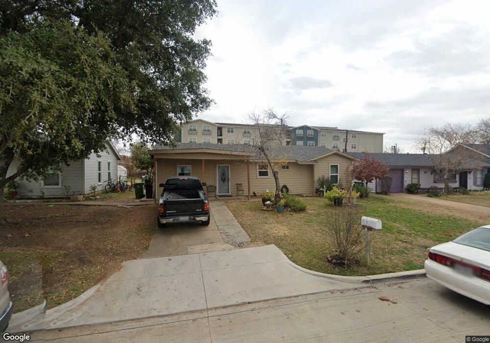 708 Livingston Dr, Hurst, TX 76053 - photo 1