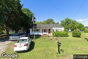 305 Blackmon St S, Bethune, SC 29009