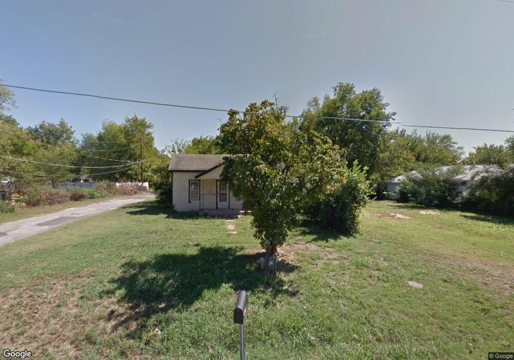 316 Choctaw Ave S-A, Claremore, OK null - photo 1
