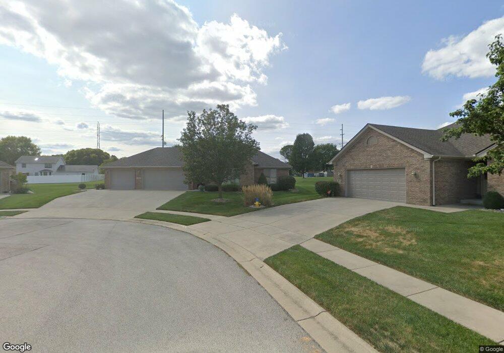 4926 W Quincy Ct, Columbus, IN 47203 - photo 1