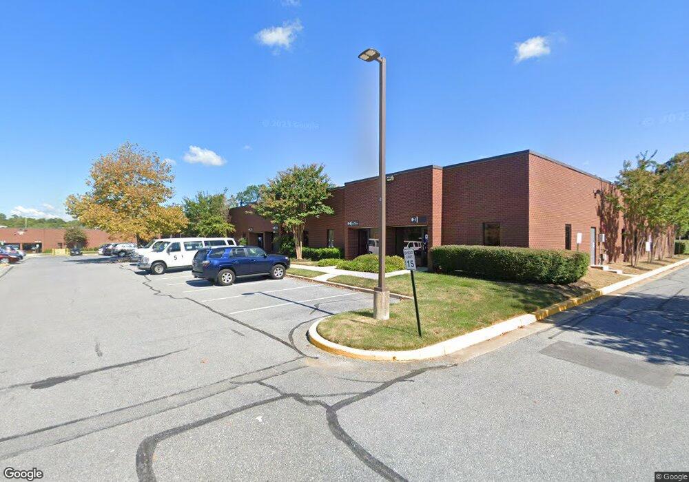 7 Gwynns Mill Ct, Owings Mills, MD 21117 - photo 1