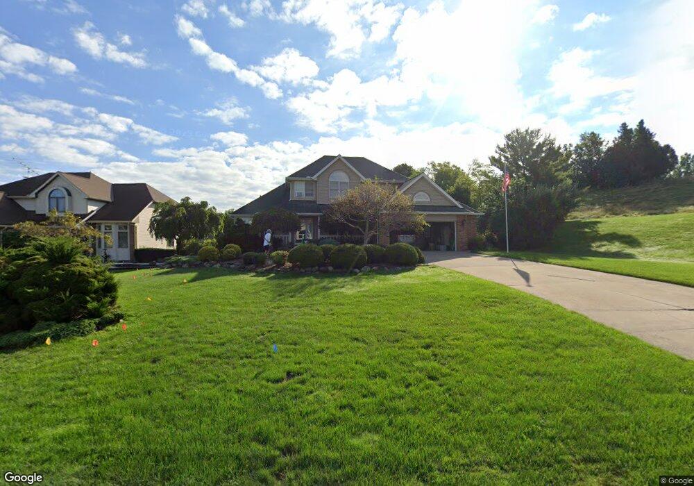 1861 Cedarhurst Dr, Wickliffe, OH 44092 - photo 1