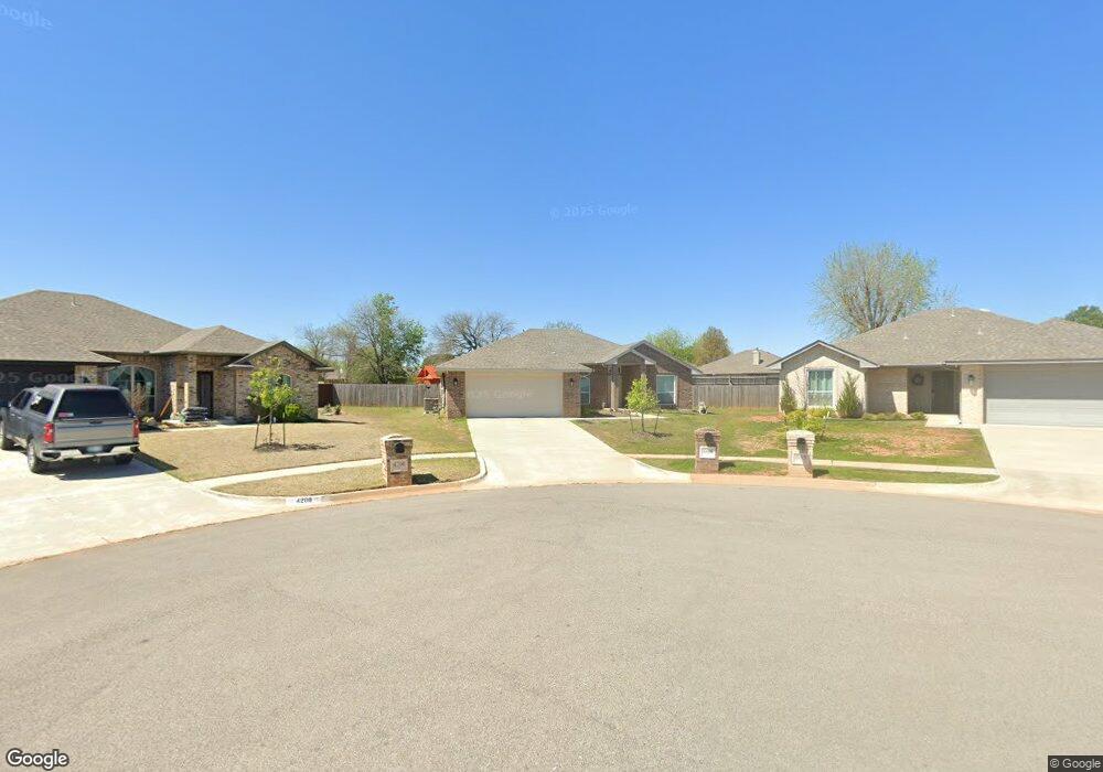 801 Caracara Dr, Norman, OK 73072 - photo 1