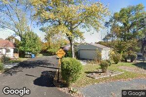 705 S Lakeview Dr, Lowell, IN 46356