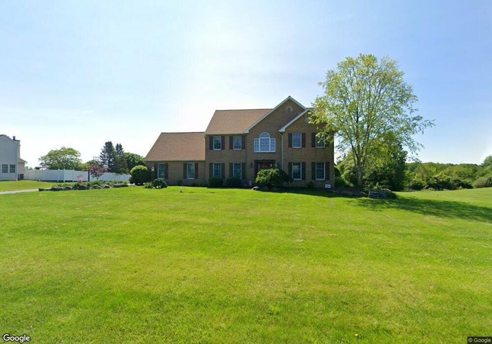 4630 Cortland Dr, Orefield, PA 18069 - photo 1