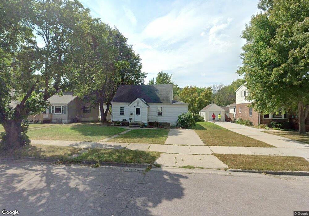 407 N Garden St, New Ulm, MN 56073 - photo 1