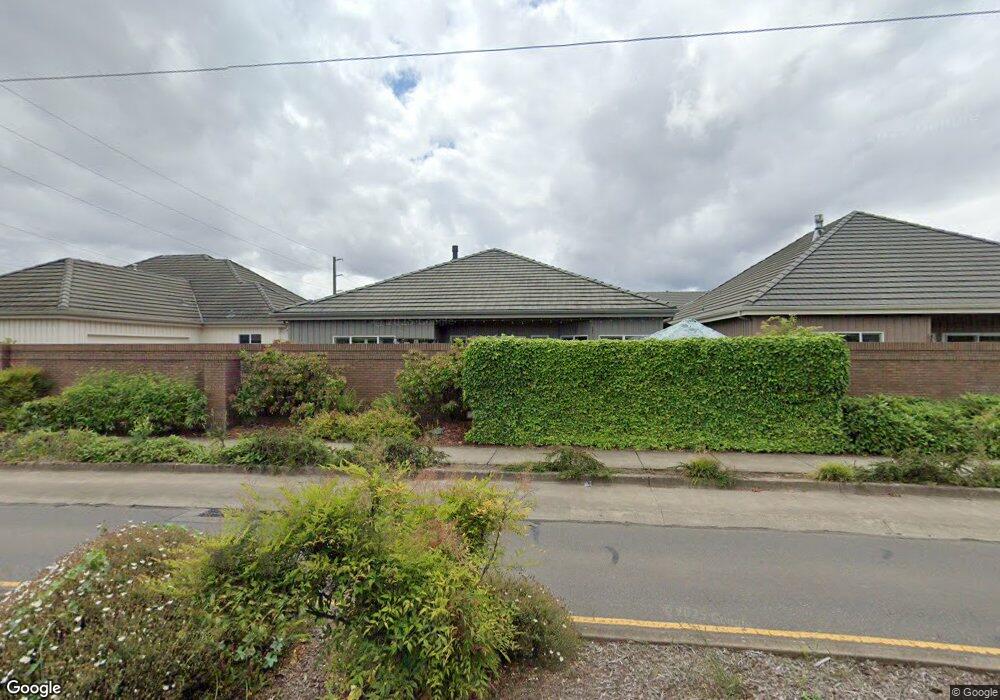 2053 Lake Wind Dr, Eugene, OR 97408 - photo 1