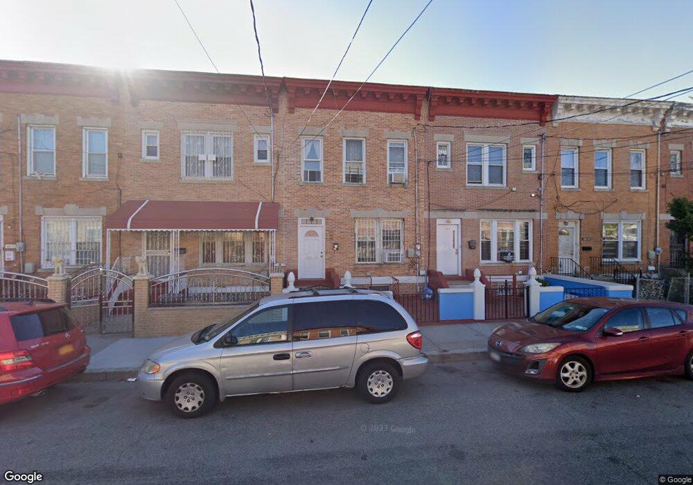 16872 92nd Rd, Jamaica, NY 11433 - photo 1