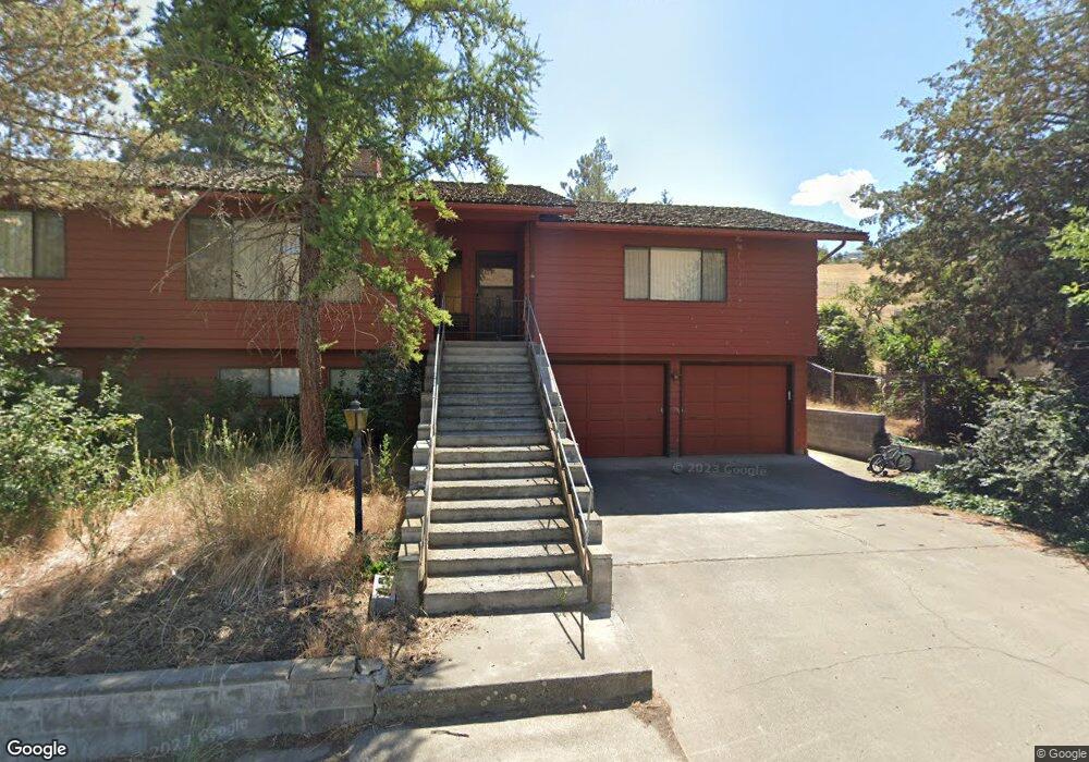 570 S Main St, Heppner, OR 97836 - photo 1