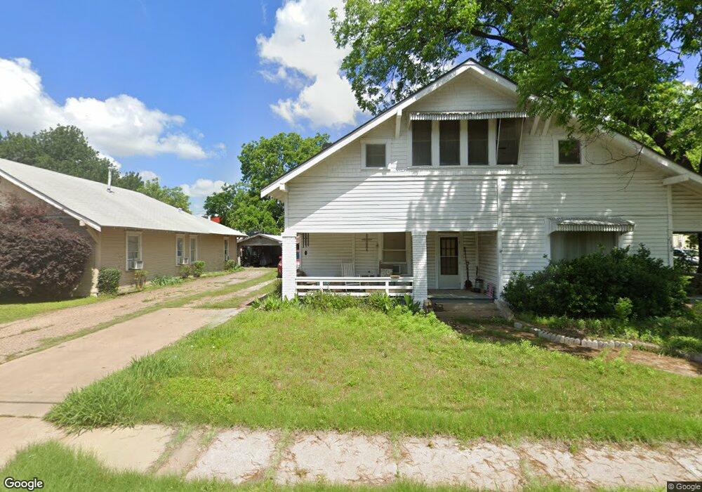 716 W Chambers St unit 714, Cleburne, TX 76033 - photo 1