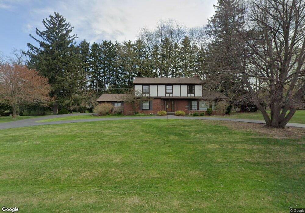 3211 Kernway Dr, Bloomfield Hills, MI 48304 - photo 1