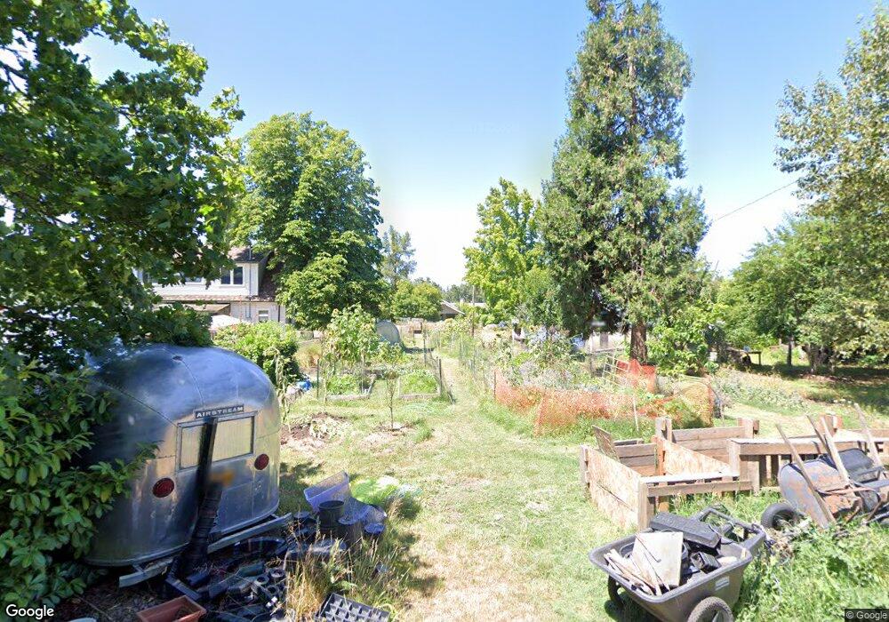 1810 Moon Lee Ln, Eugene, OR 97403 - photo 1