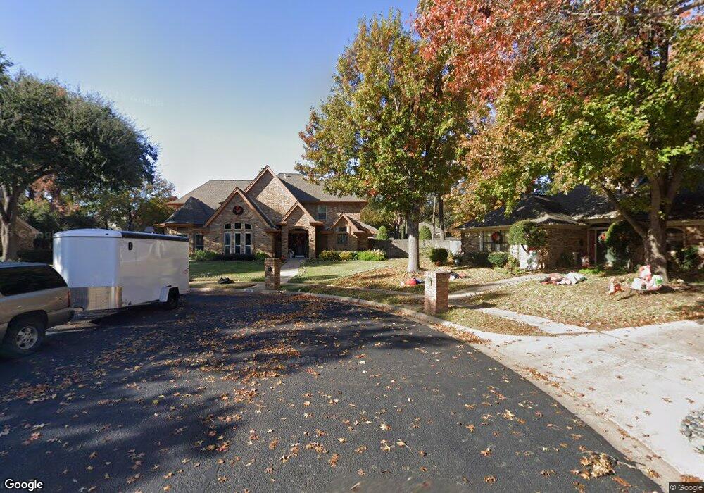 2000 Audubon Ct, Bedford, TX 76021 - photo 1