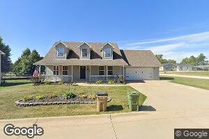401 Miller St, Edgewood, IA 52042