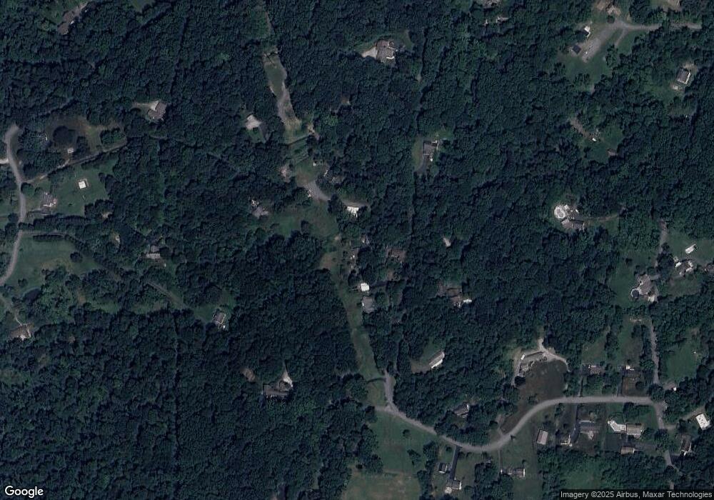 6607 Crown Ln, Zionsville, PA 18092 - photo 1