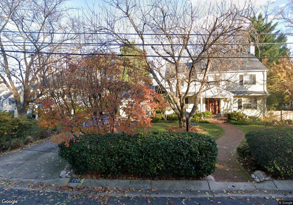 7205 Brennon Ln, Chevy Chase, MD 20815 - photo 1