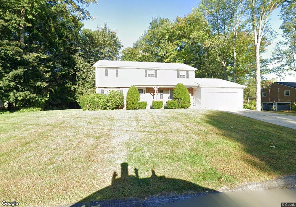 65 Blackberry Ln, Northampton, MA 01060 - photo 1