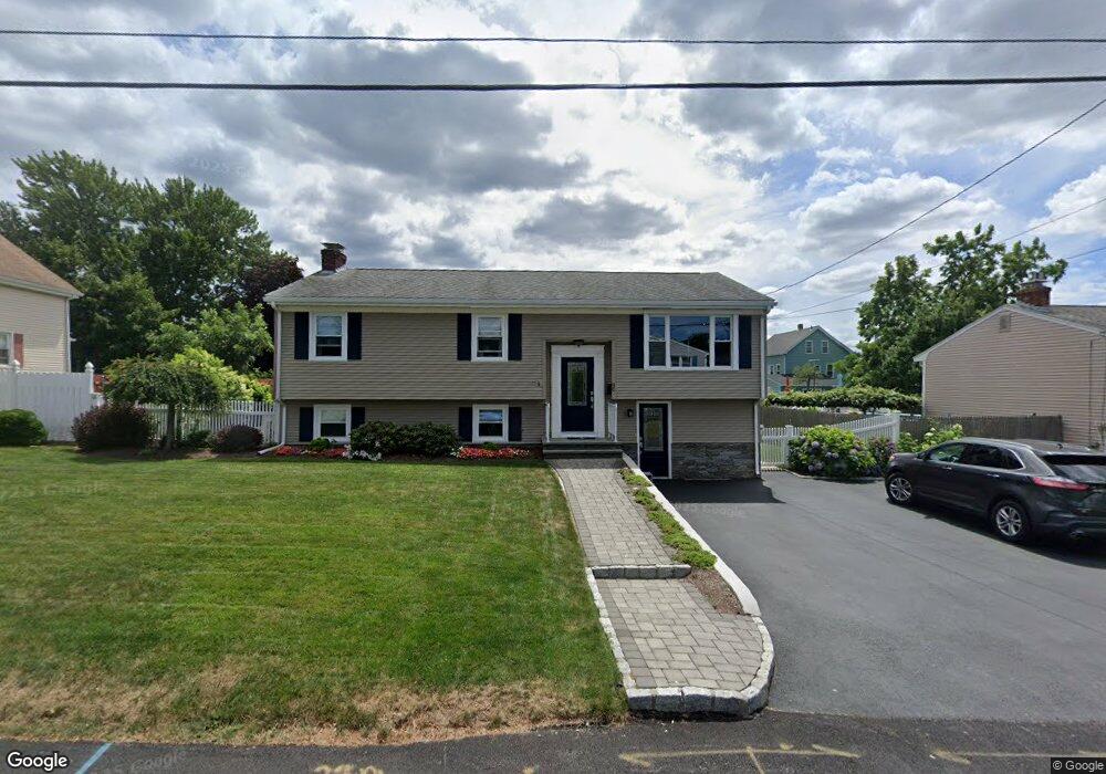 90 Heath St, Riverside, RI 02915 - photo 1