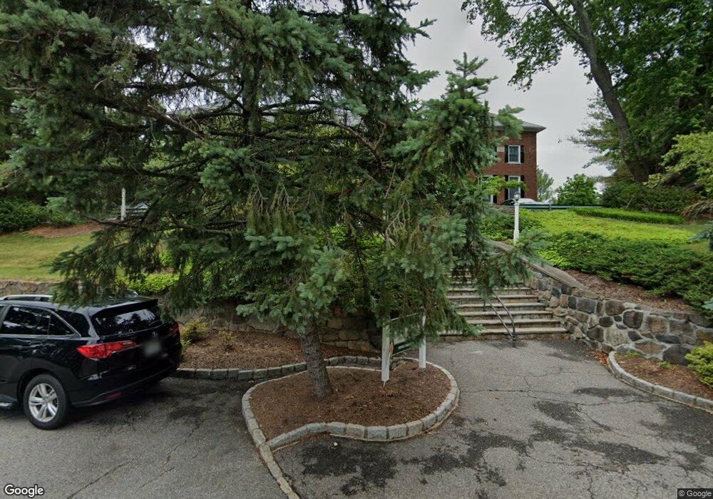 20 Whippoorwill Rd E, Armonk, NY 10504 - photo 1