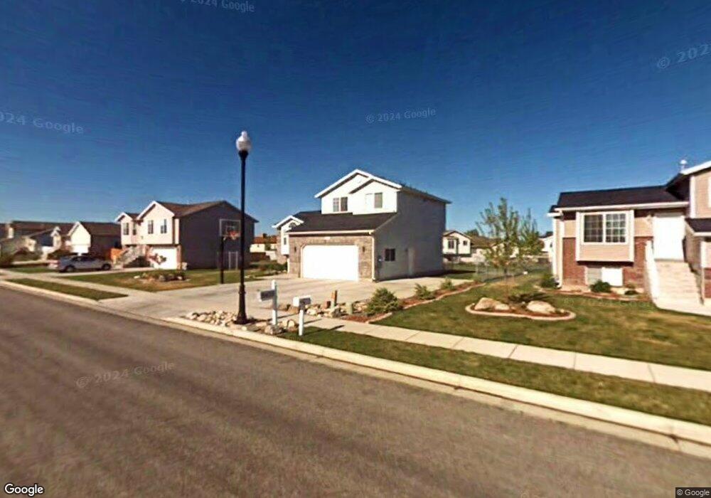 1683 N 2475 W, Clearfield, UT 84015 - photo 1