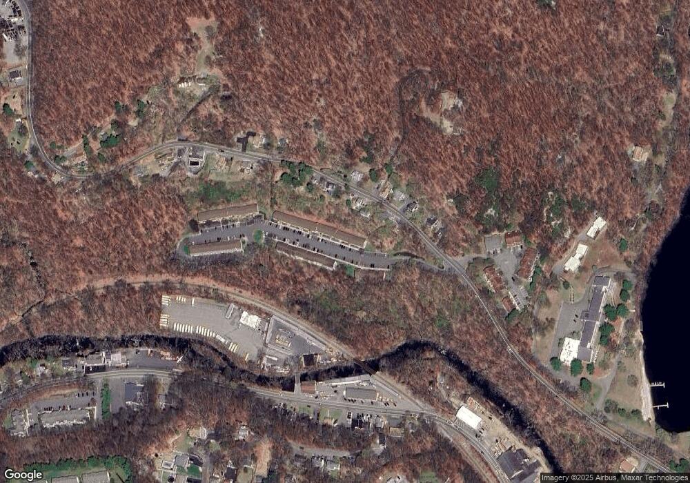 107 Treetop Ct, Bloomingdale, NJ 07403 - photo 1