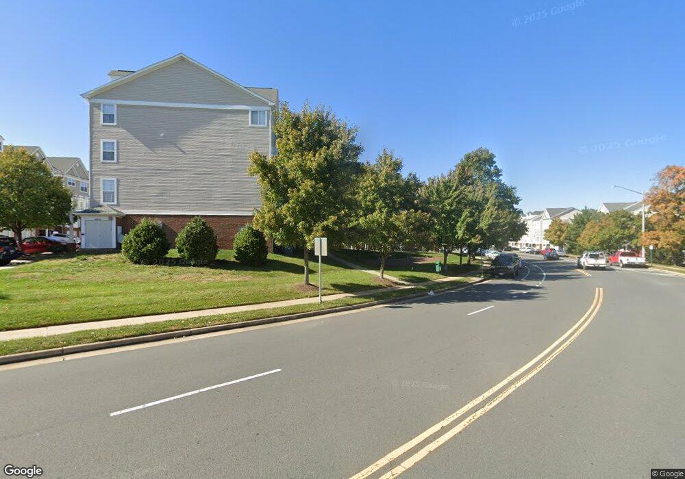 2521 Pascal Place unit 193, Herndon, VA 20171 - photo 1