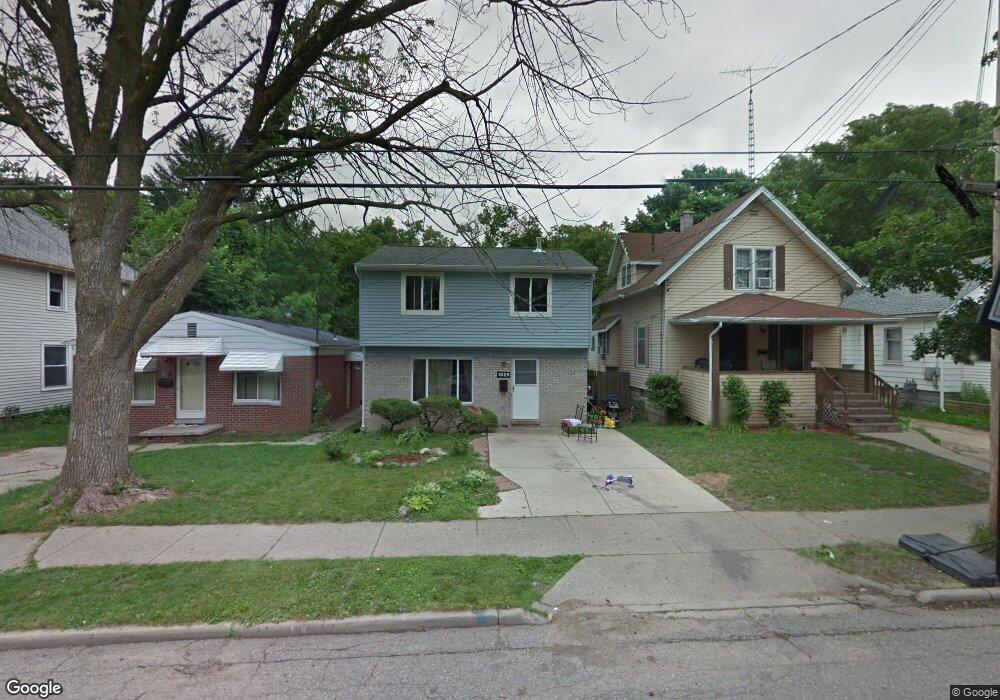 1025 Bensch St, Lansing, MI 48912 - photo 1