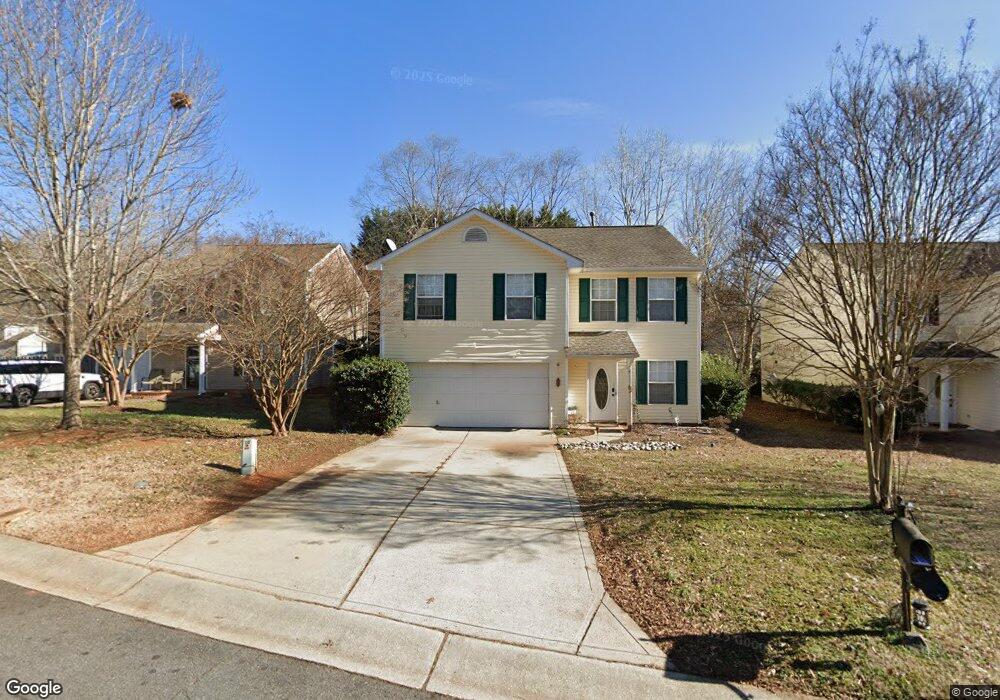 1040 Valley Forge Dr, Clover, SC 29710 - photo 1