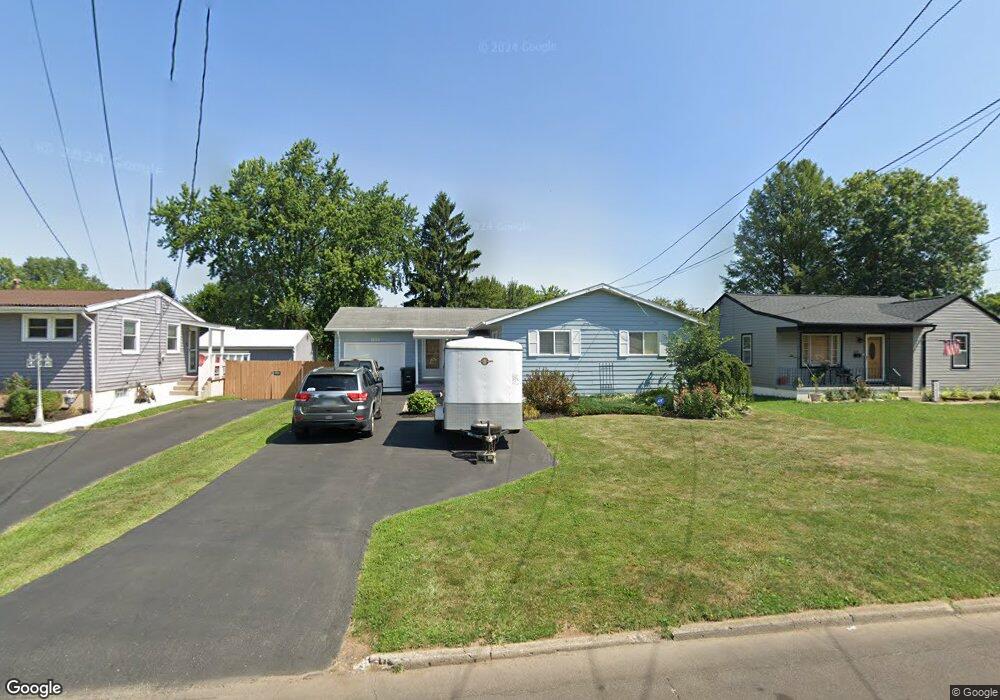 1629 Beacon St, Lancaster, OH 43130 - photo 1