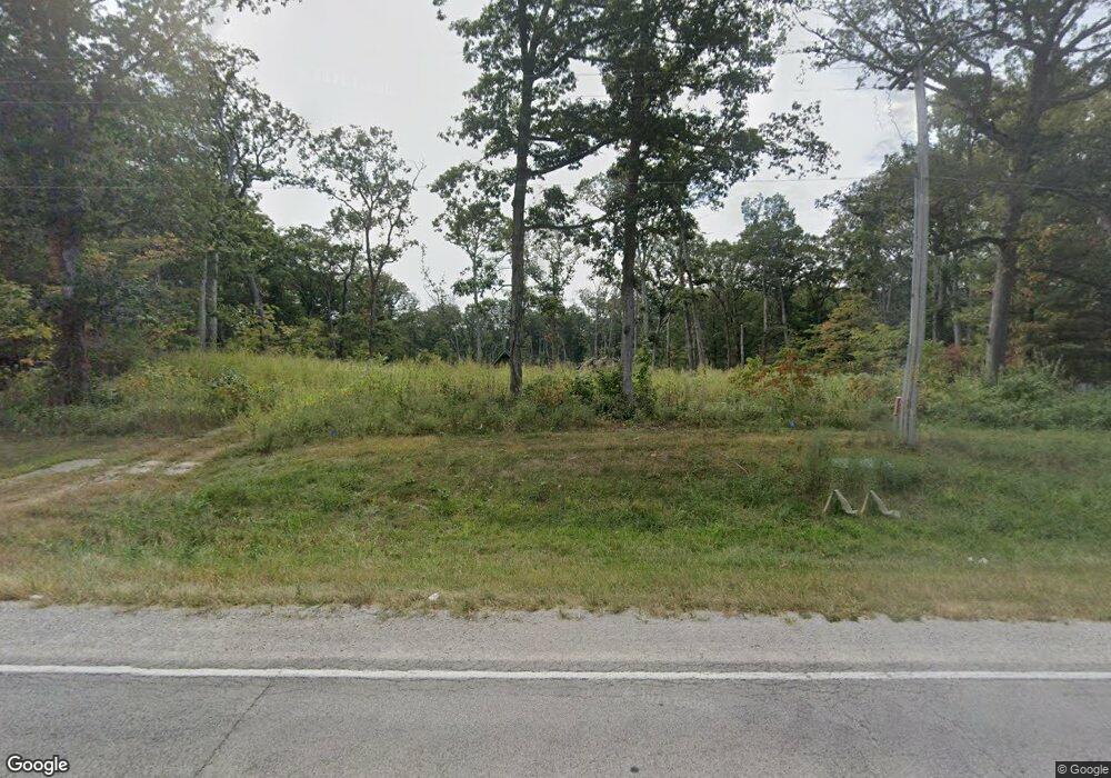 3887 E State Highway 33, Beecher City, IL 62414 - photo 1