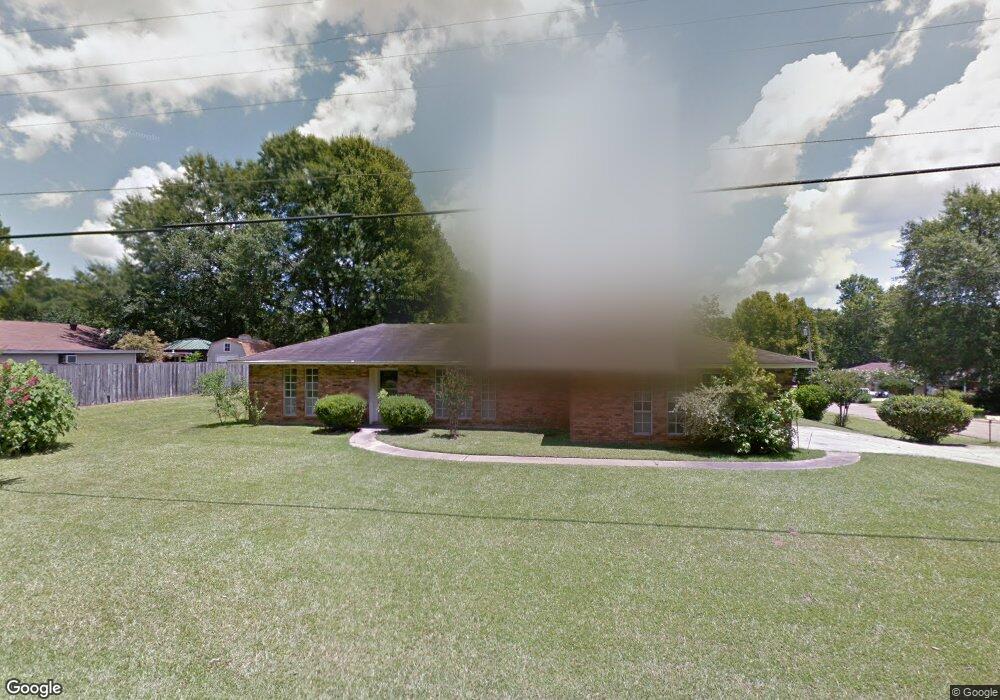 801 Parklane Rd, McComb, MS 39648 - photo 1