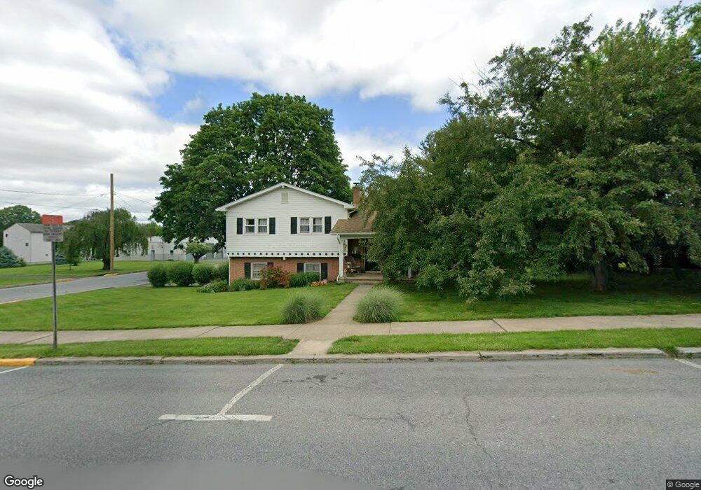 343 W High St, Womelsdorf, PA 19567 - photo 1